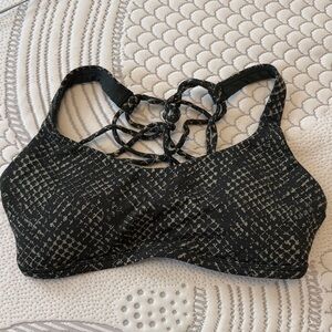 Women's lululemon dark green sports bra